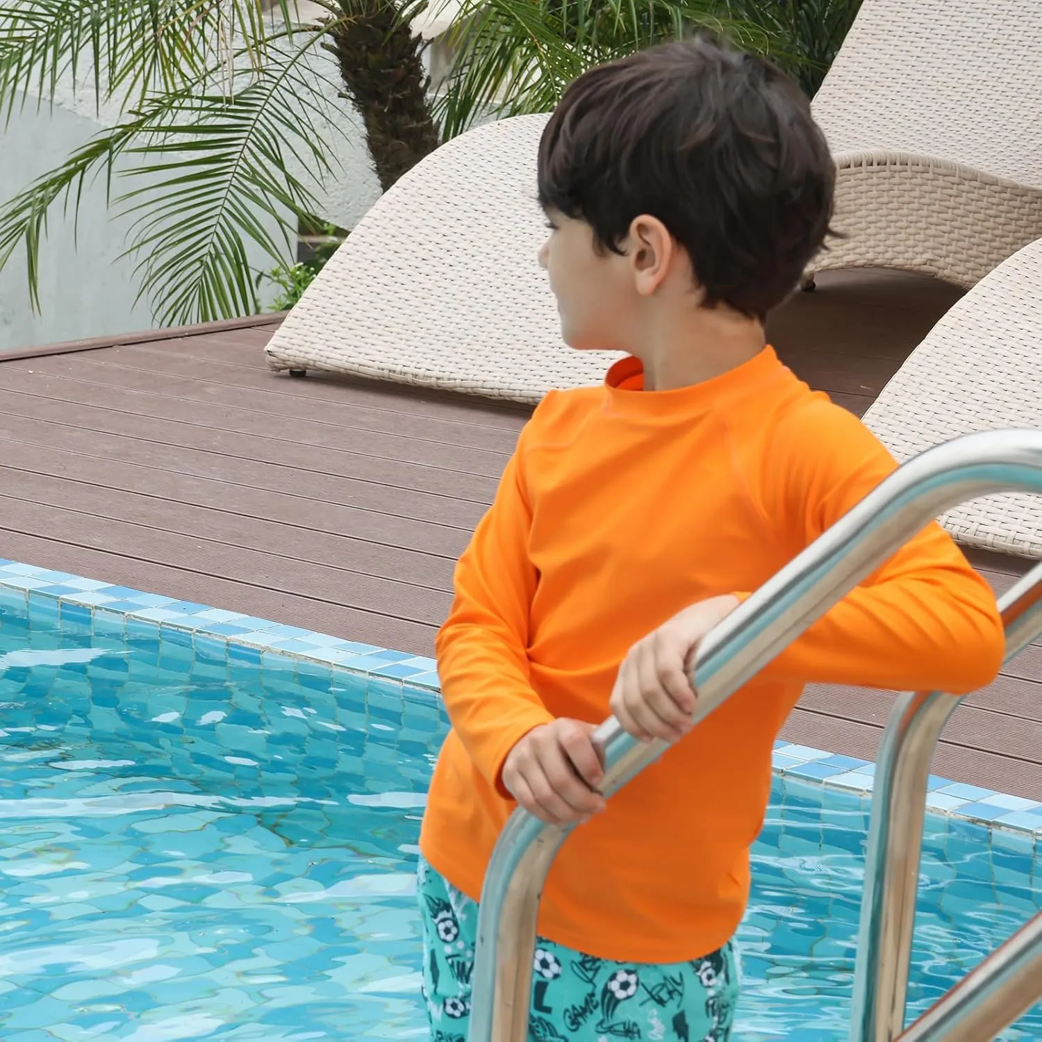 ESTAMICO Boys' UPF 50  Long-Sleeve Rashguard Athletic Swim Shirt
