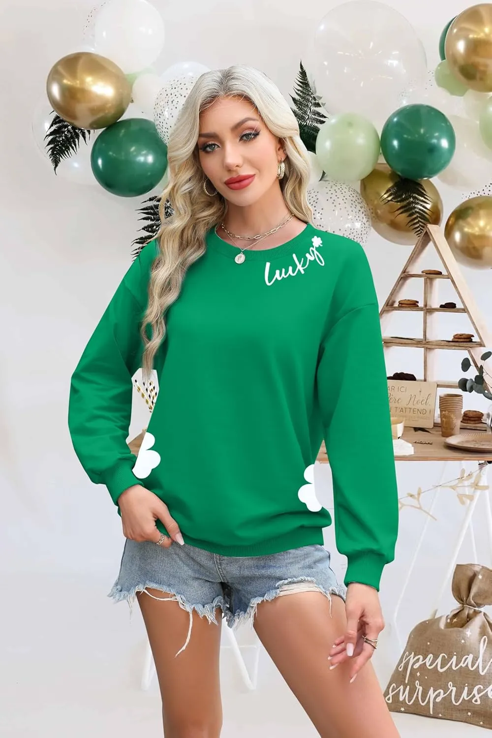VILOVE Women St Patricks Day Sweatshirts Lucky Clover Sweater Irish Shamrock Pullover Long Sleeve Graphic Tops